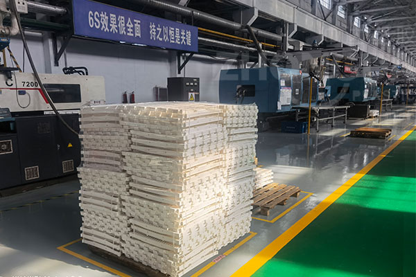 漏糞板在養(yǎng)殖場的應(yīng)用優(yōu)勢！